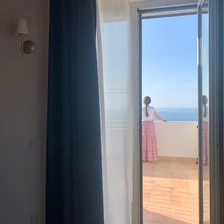 Labiente & Breakfast 3*