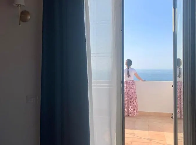 Labiente & Breakfast 3*