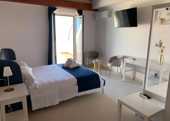 Labiente & Breakfast 3*